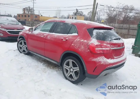 2015 Mercedes-Benz Gla 250 4Matic z USA, uszkodzony, nr VIN WDCTG4GB4FJ090581